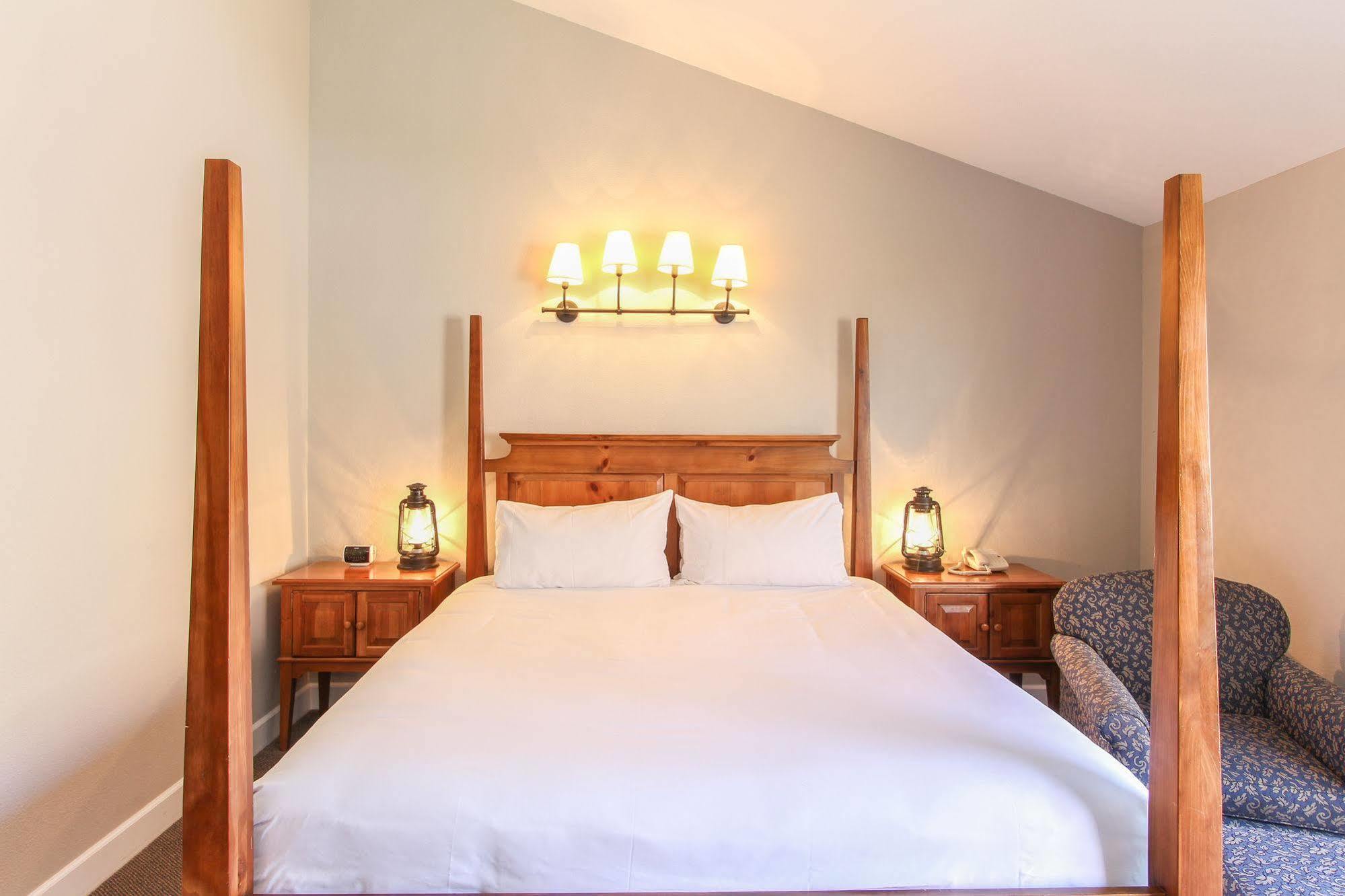 The Angler Inn Placerville 外观 照片